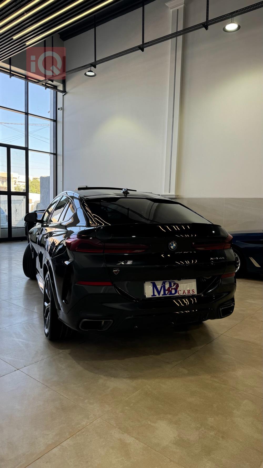 بی ئێم دەبڵیو X6